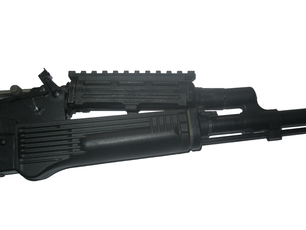 Upper handguard with Picatinny Rail